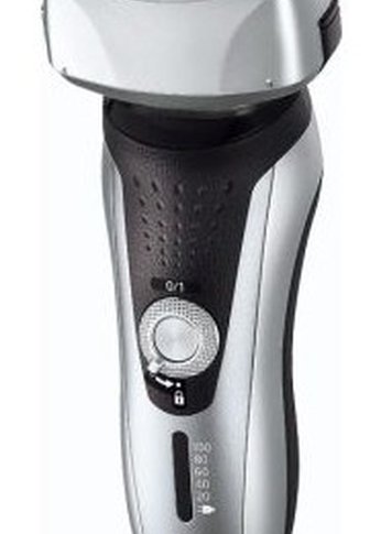 Бритва сеточная Panasonic ES-RF41-S520 реж.эл.:4 питан.:аккум. серебристый/черный