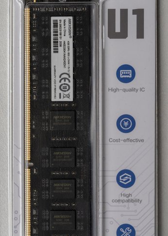 Память DDR3 4Gb 1600MHz Hikvision HKED3041AAA2A0ZA1/4G RTL PC3-12800 CL11 DIMM 240-pin 1.5В Ret