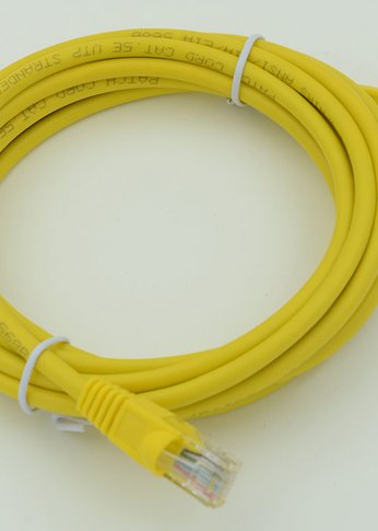 Патч-корд cat5E molded 3м желтый RJ-45 (m)-RJ-45 (m)