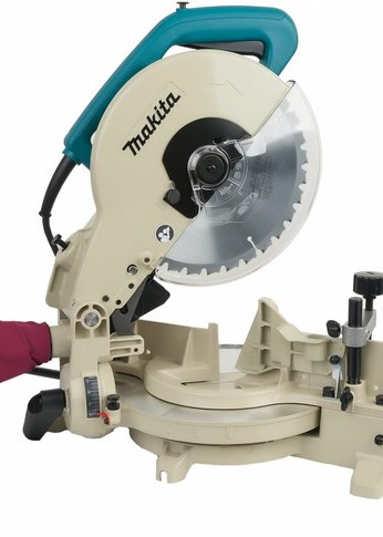 Пила торцовочная Makita LS1040N 1650Вт 4600об/мин d=260мм